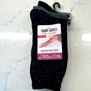 Women’s 3 pair Muk Luks Socks